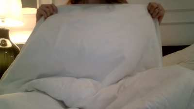 Stacked, even under the sheets 😍