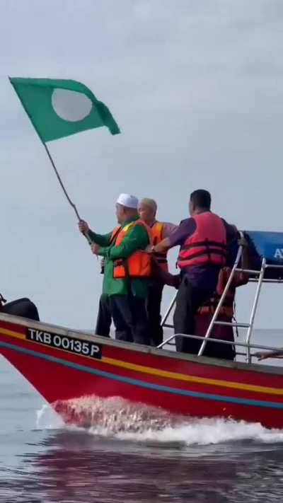 PAS, conqueror of seas