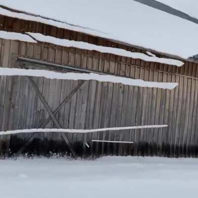 Roof Avalanche (Sound)