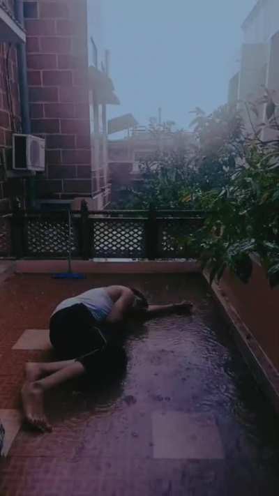 JAIPUR WEATHER CURRENTLY &hearts;️(also next week I'll complete my 6 months in Jaipur, still figuring out the place, the people, the food, the transport, the language, the culture. Would love to meet anyone from this sub: don't get enough time after work: wanna 