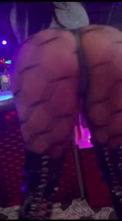 🍑🔥