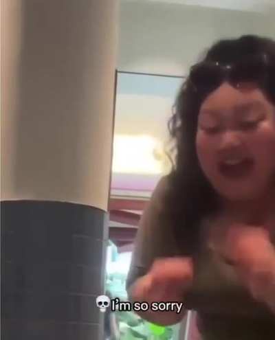 She handed it to her like a purse
