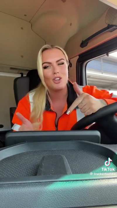 truckerbaddie - Gorgeous sole shot at the end, how&rsquo;s your pause game? Lol