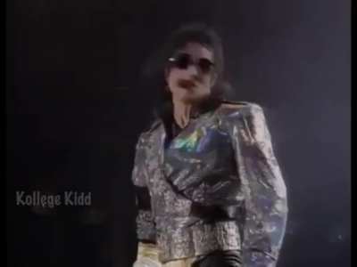 Crowd losing their minds over Michael Jackson literally standing still 🤯🕺🏻