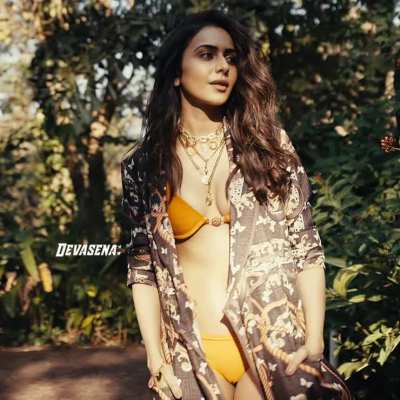 Rakul Preet Singh cameltoe