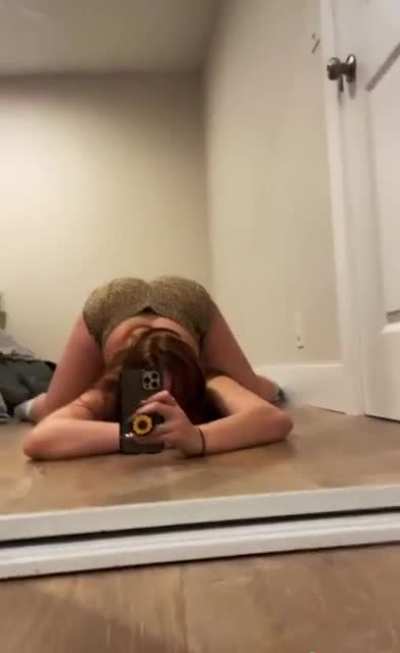 Holy fuckkkkk 😩