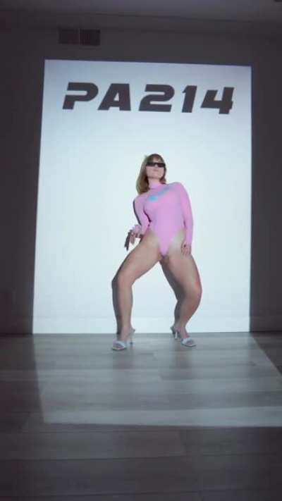 Lexee Smith Runaway Motel Video Flood # 4