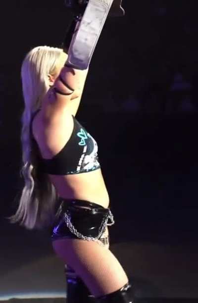 Liv&rsquo;s entrance in Slow Mo