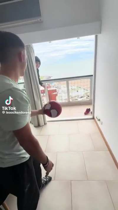 Essa foi longe