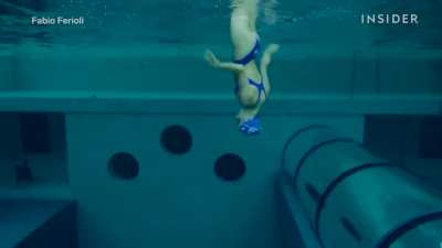 Synchronized "walking on water&ldquo;