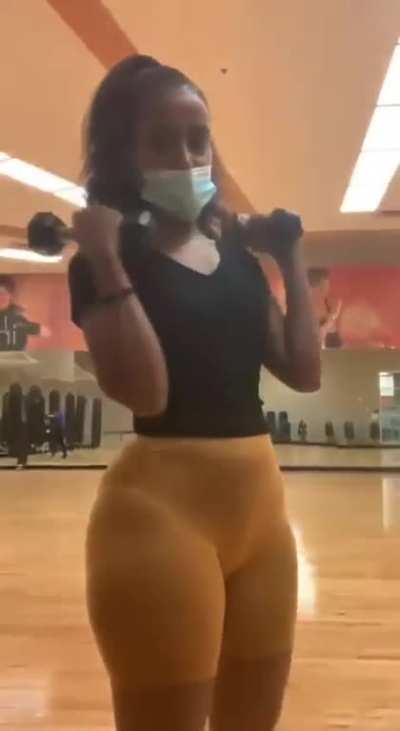 😀