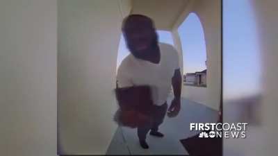 Woman loses wallet at a Walmart in Florida, man drives to her home to return it