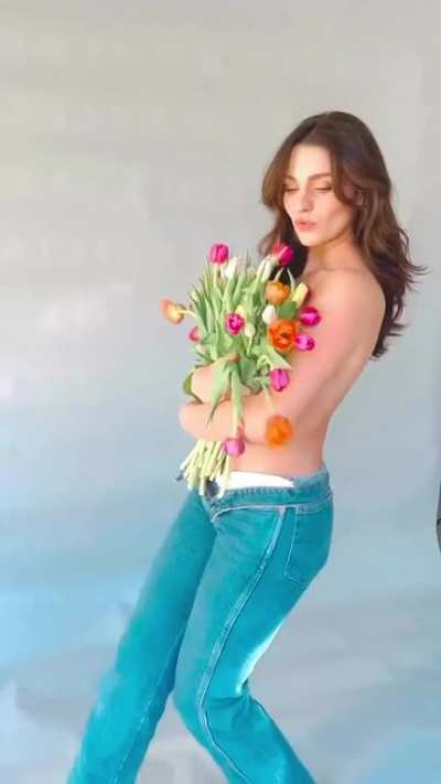 Topless BTS