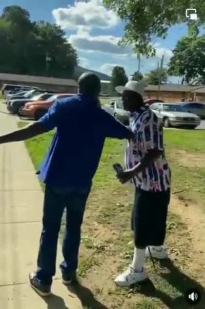 Old heads fighting