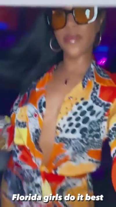 SMH woulda been a nip slip if it wasn&rsquo;t for that titty tape ☹️