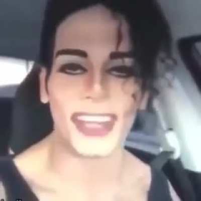 N&atilde;o &eacute; inovador.. mas ainda sim mto engra&ccedil;ado!