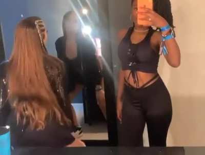 🍑