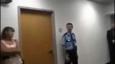 "Sovereign Citizen" asserts his rights in court