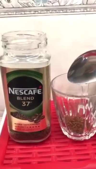 Arjadaşım bana bunu attı ne yapayım sikimmi belasını