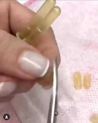 Milk nails