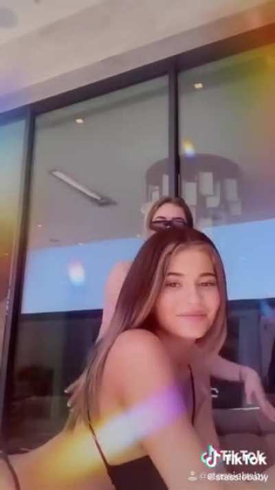Kylie Jenner and Stassie twerking their big asses to attract some BBC