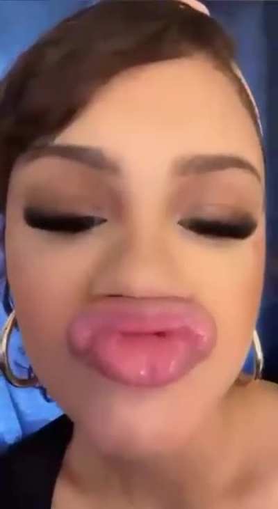 She’s so dam nutty