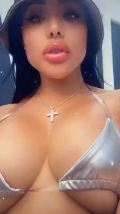 realnicolezavala