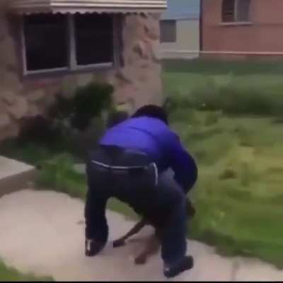 Lean belly Lucki doing special moves on a dog🤦🏾&zwj;♂️