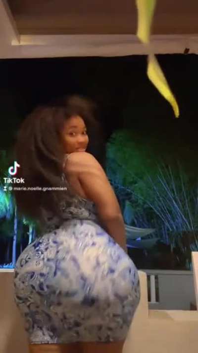 😁