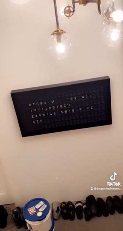 Please wait for this important message: