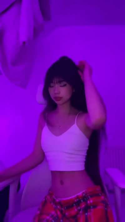 She’s so pretty