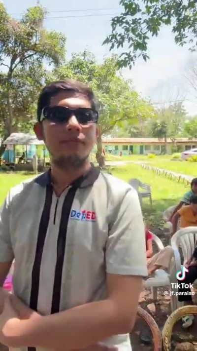 WAG DAW TAWAGIN SYANG BOBO NA DDS KASI MAY PhD SYA