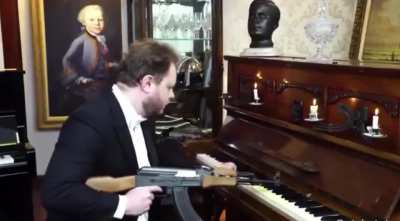 Play Russian anthem right
