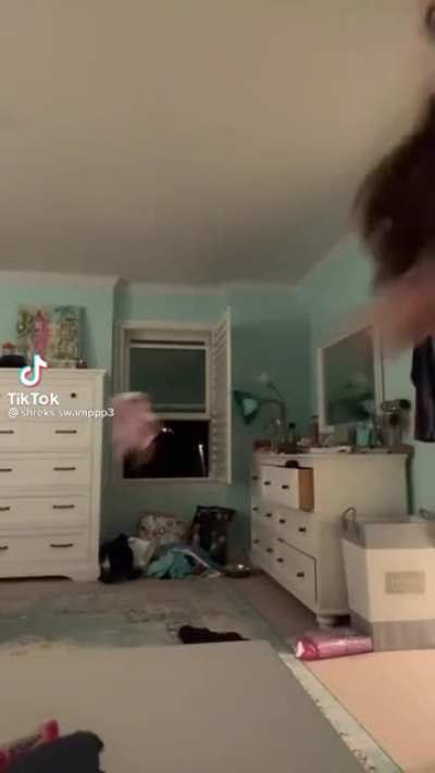 Nyoom