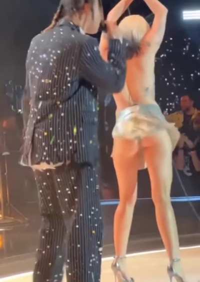 Miley Cyrus concerts seem fun