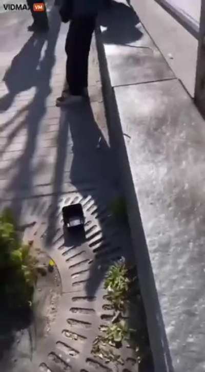 Two Gypsy Women shitting in their hands and throwing it at each other...