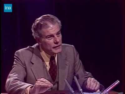 GAGNER UN D&Eacute;BAT. En 1977, Jean Amadou explique comment gagner un d&eacute;bat politique. Et ses conseils n'ont pas pris une ride.