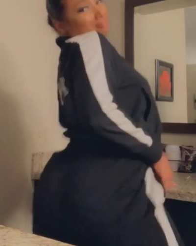 😏🍑