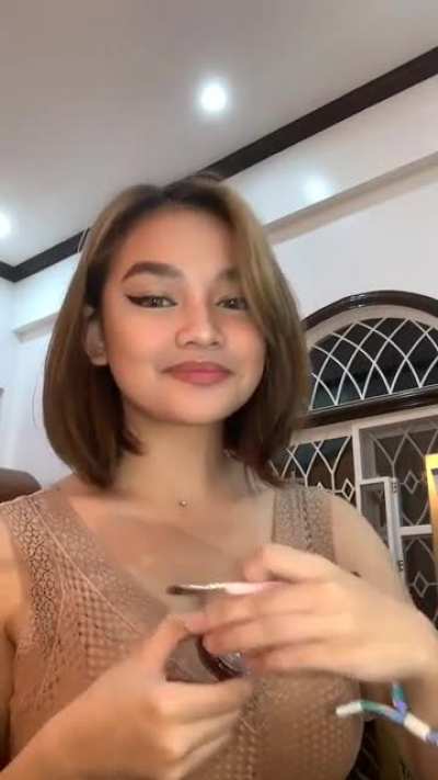 Xyriel Manabat
