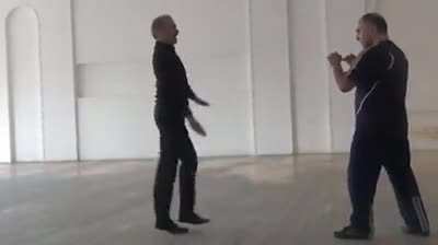 Novo estilo de Karat&ecirc; inventado por Yashiro Riatta &eacute; invenc&iacute;vel