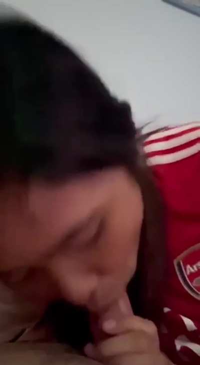 O raio do roteiro &eacute; o mesmo. Arsenal lidera a Premier League a TEMPORADA INTEIRA e querem perder no final. Eu te amaldi&ccedil;oo Arsene Wenger e Pep Guardiola, canalhas! Ou ser&aacute; que eu que apostei demais com meu amigo e agora t&ocirc; pagando o pre&ccedil;o... Pela terceira