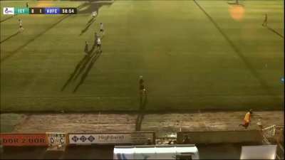 Na semana passada, um jogo na Escócia teve uma câmera controlada por inteligência artificial, mas não deu muito certo: toda hora o sistema confundia a careca do bandeirinha com a bola