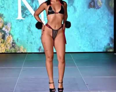 𝓜𝓮𝓵𝓪𝓷𝔂 𝓒𝓪𝓼𝓽𝓪𝓷𝓮𝓭𝓪 | Kasey Bass Swimwear