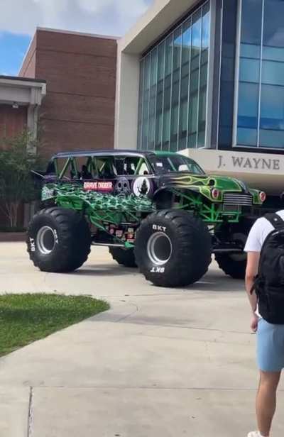 Bro what&rsquo;s Grave Digger doing out here man