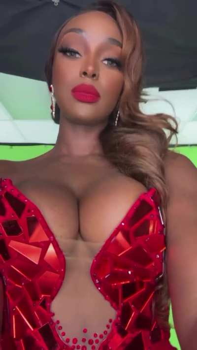 Amara La Negra (Love &amp; Hip Hop: Miami)