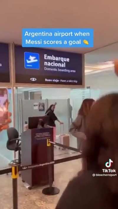 Argentina Airport During Argentina Match - Just WOW