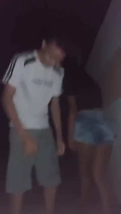 yulla &amp;amp; nicklink no primeiro beijo