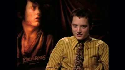 Elijah Wood might wear wigs