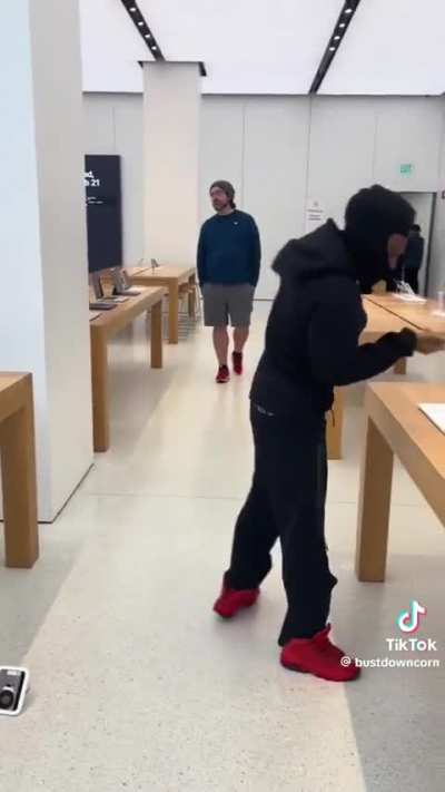 Stealing multiple IPhones in broad daylight 