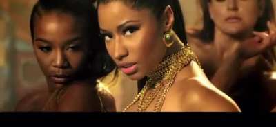 who else&rsquo;s childhood favorite music video of nicki was anaconda 😩